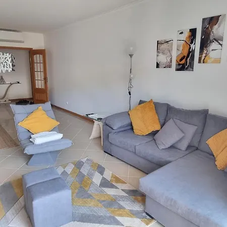 Spacious & With Rare Parking Lägenhet Albufeira