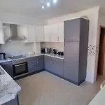 Spacious & With Rare Parking Albufeira
