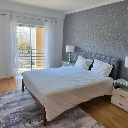 Spacious & With Rare Parking Apartment