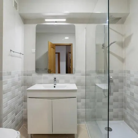 Appartamento Spacious & With Rare Parking Albufeira