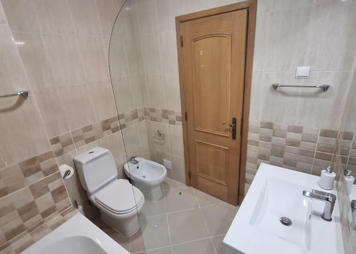 Spacious & With Rare Parking Apartment Albufeira